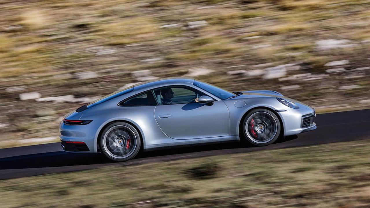 Less Is More: Porsche 911 ‘992’ Carrera