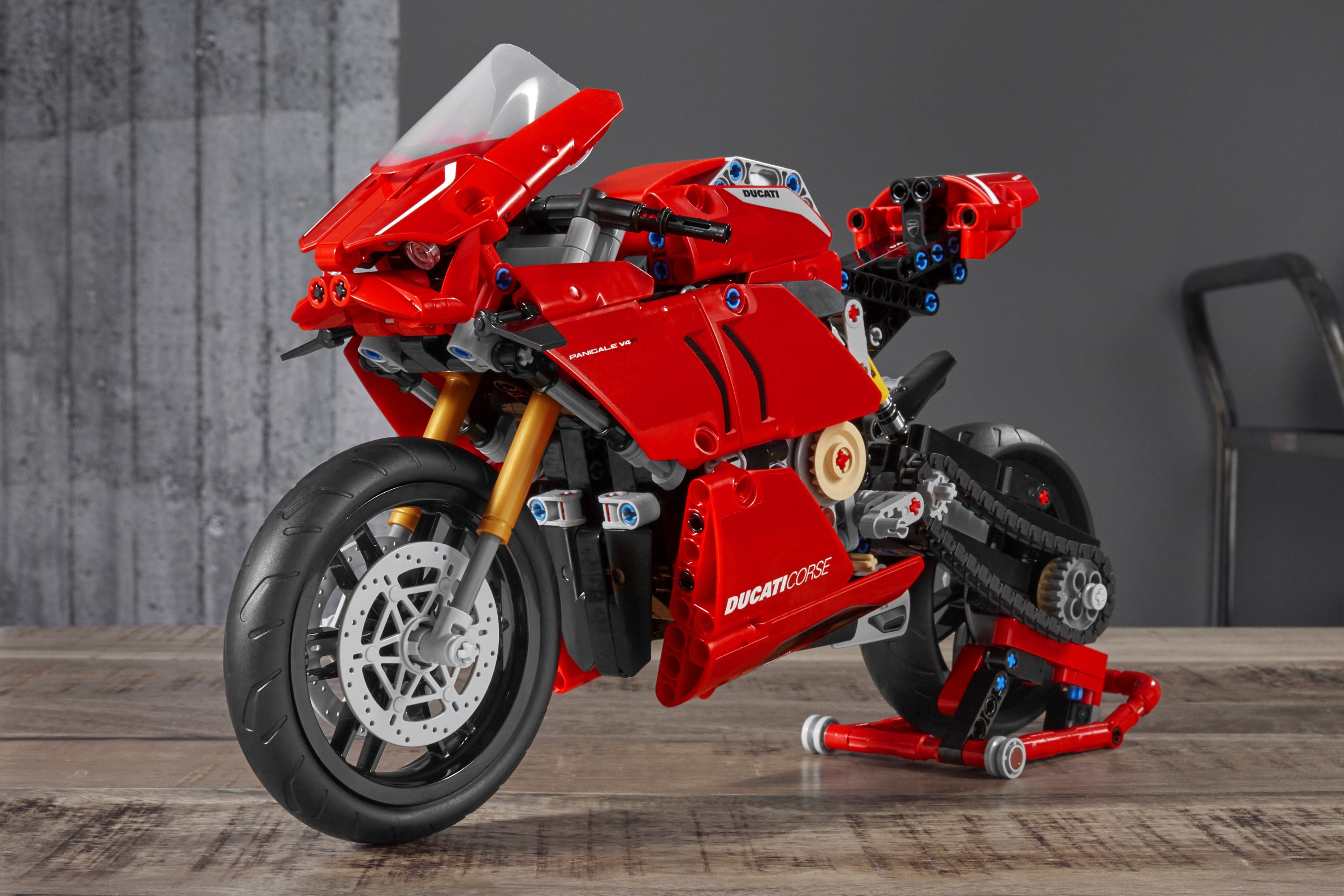 The Lego Technic Panigale V4 R is the Ducati superbike we can all