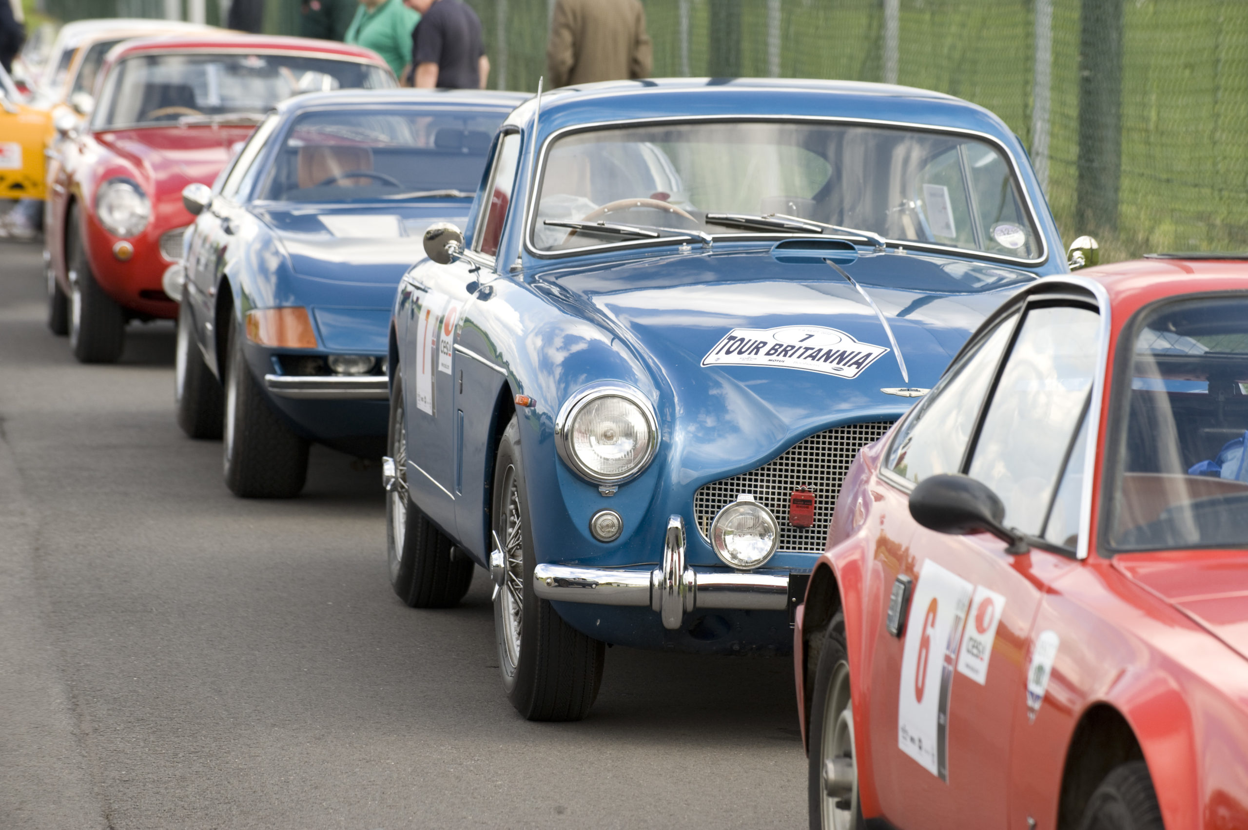 Porsche 911s dominate scenic Tour Britannia