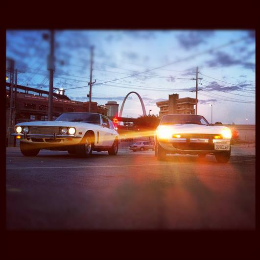 Jensen Interceptor travels Route 66