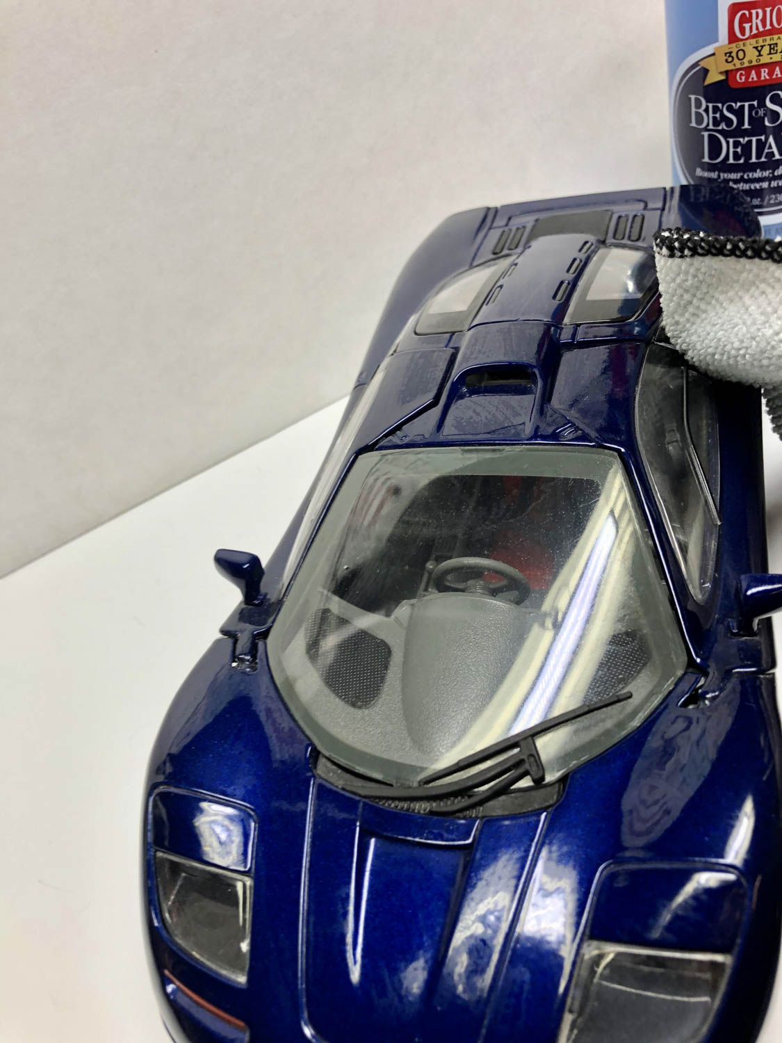 Guide to cleaning and detail equipment for model cars