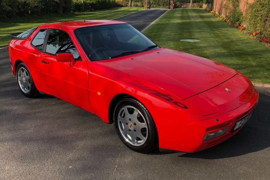 Porsche 944 Turbo S