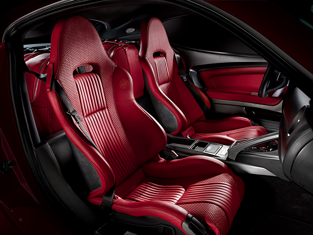 Alfa Romeo 8C Competizione Interior