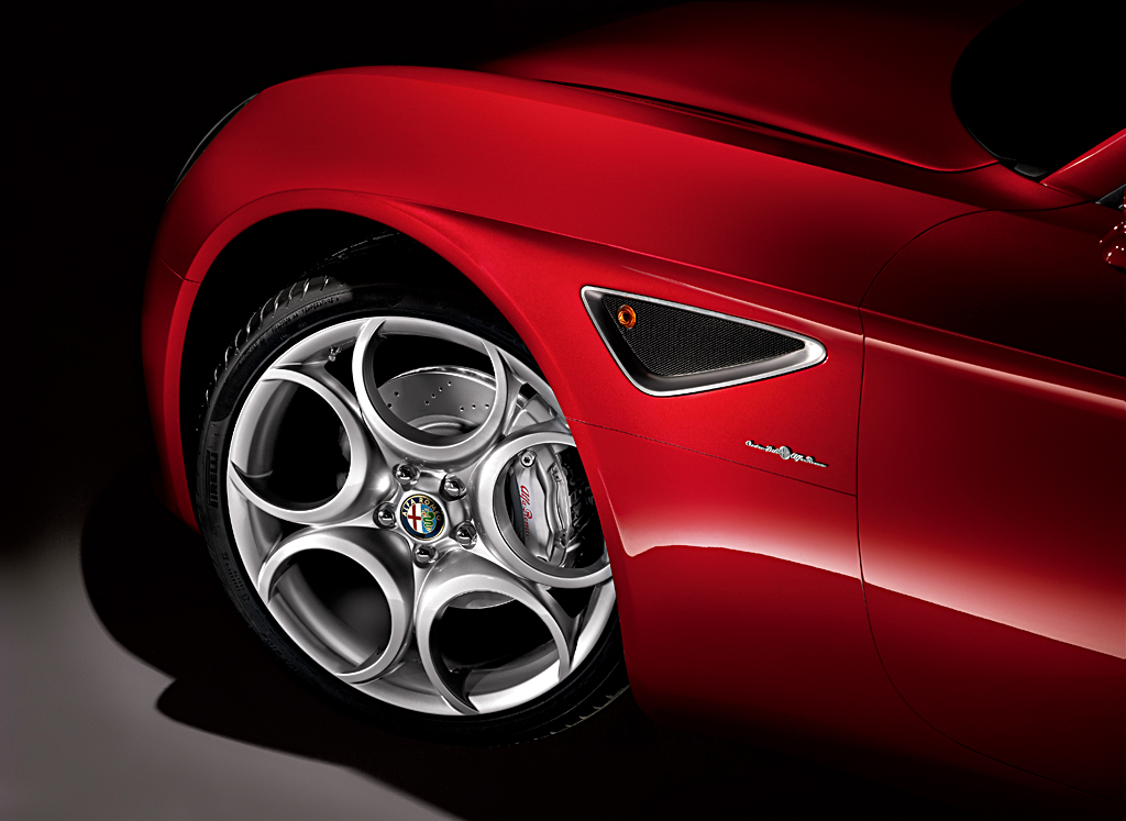 Alfa Romeo 8C Competizione Wheel