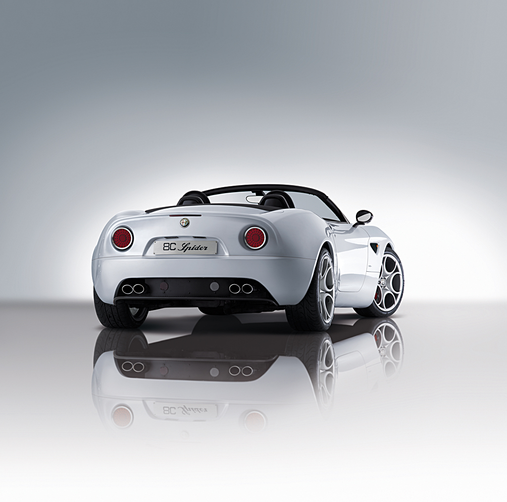 Alfa Romeo 8C Competizione Spider