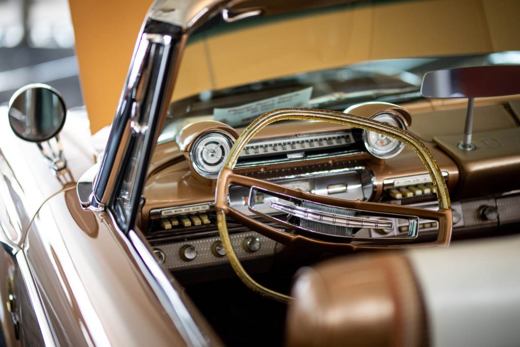 Plymouth-Fury-Convertible steering wheel_Hagerty