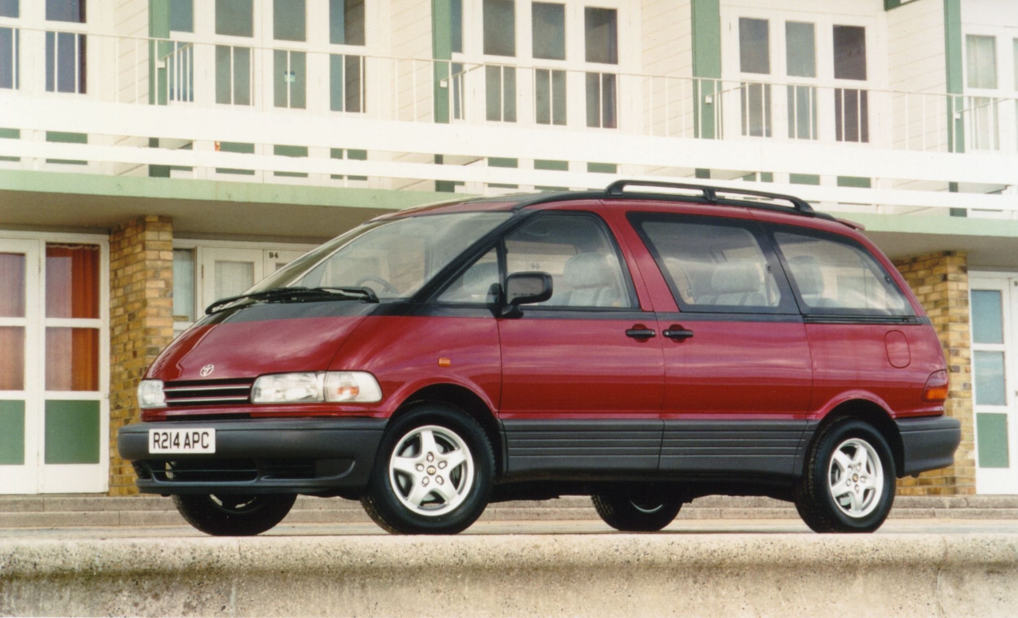 The Toyota Previa slugged it out with the Renault Espace in the battle for the best family car