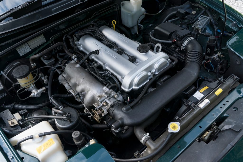 Mazda MX-5 MkI 1.8 engine