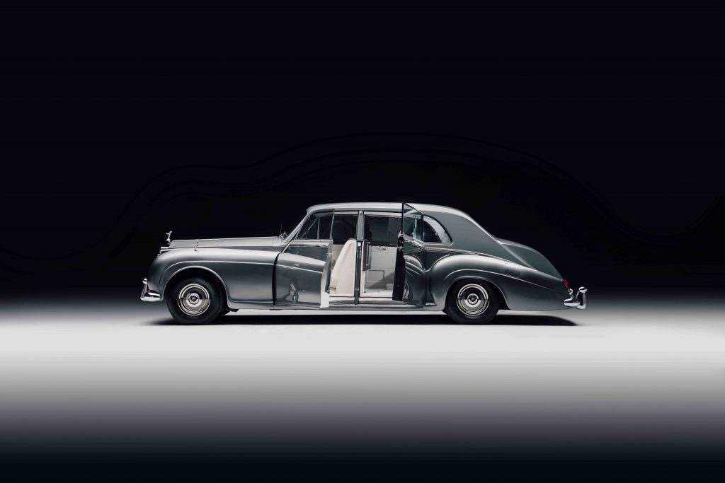 Suicide-style doors for electric Lunaz Rolls-Royce Phantom V