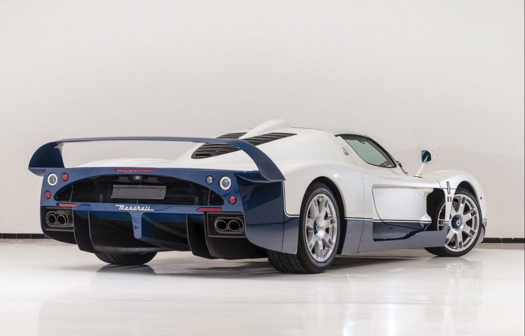 2005-Maserati-MC12