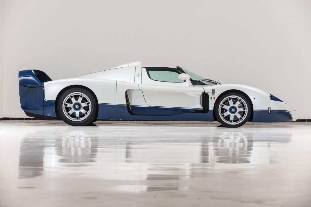 2005-Maserati-MC12