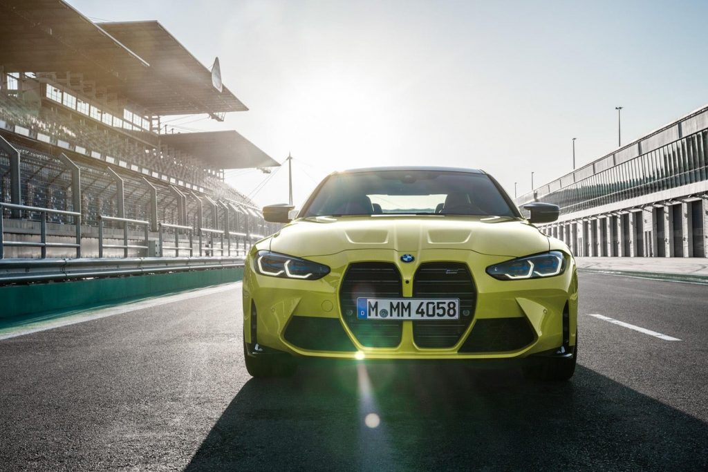 BMW M4 2021 front view