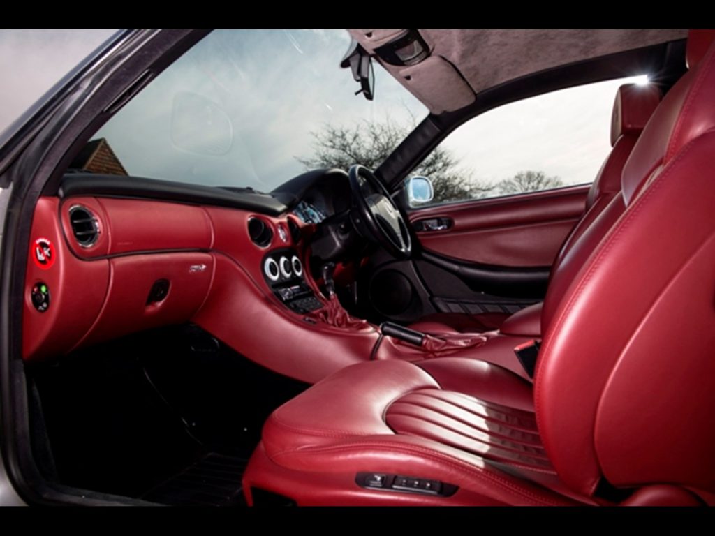 Maserati 3200 GT interior