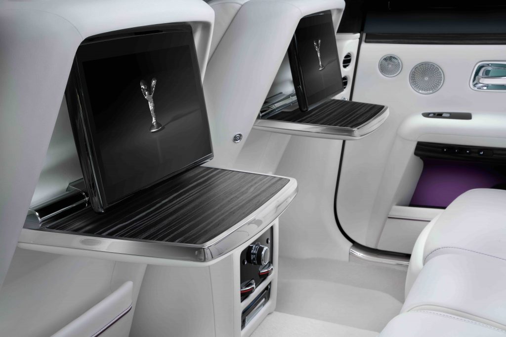 Rear seat trays and touchscreens 2021 Rolls-Royce Ghost