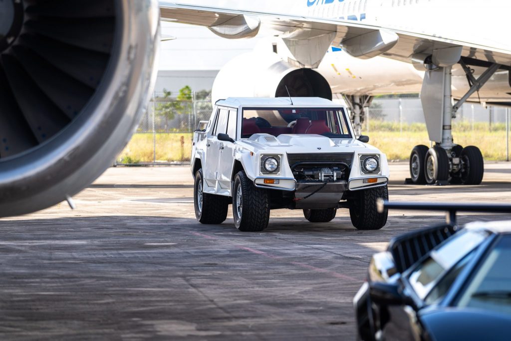 1990 Lamborghini LM/American