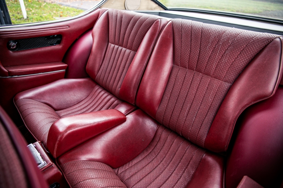 Fiat Dino coupe back seats