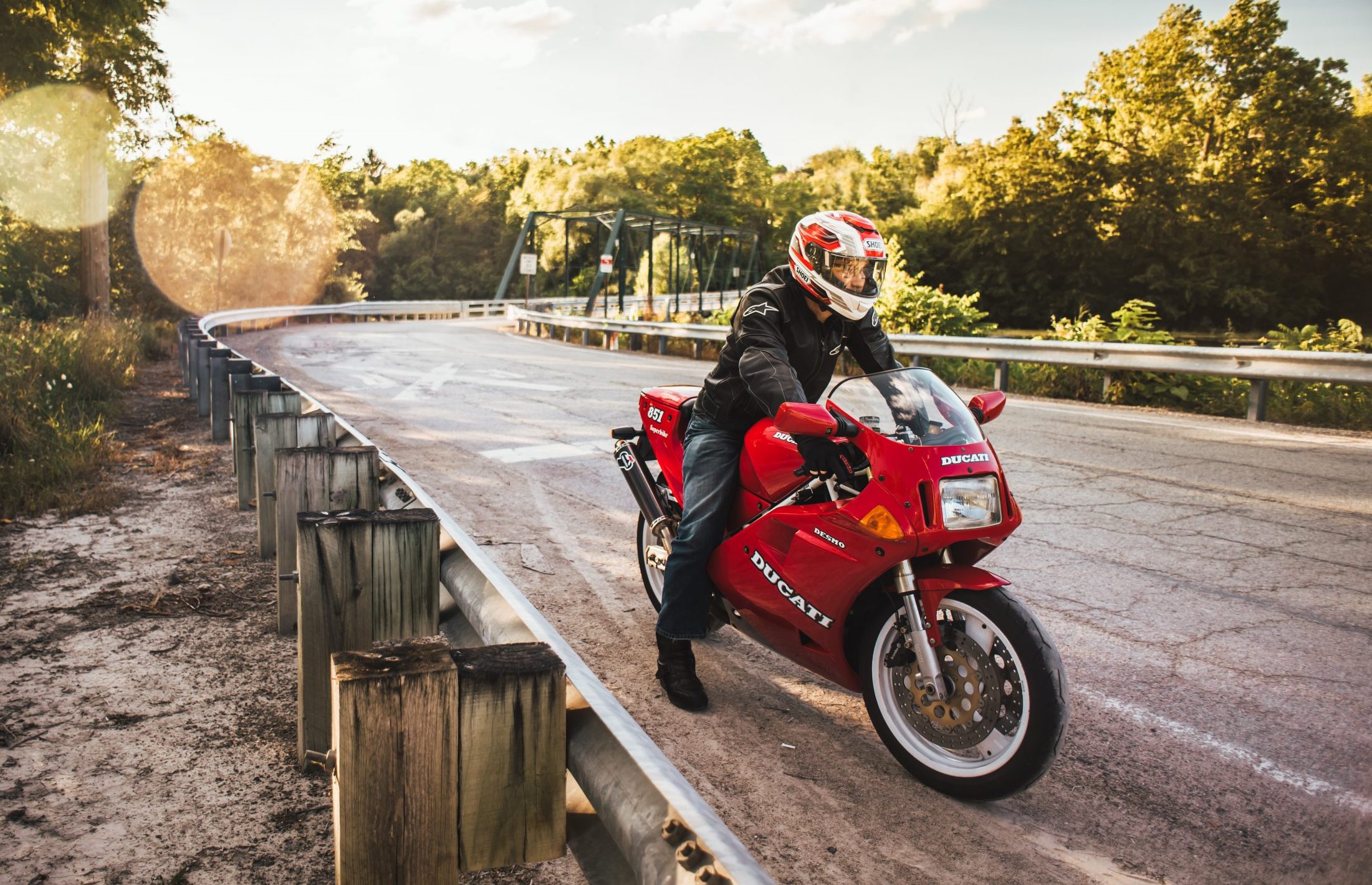 The 80s and 90s race-replica bikes going full-throttle