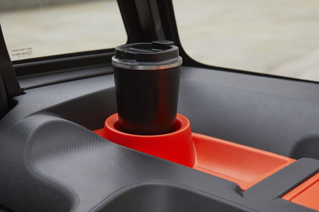 Citroen Ami cupholder_review_Hagerty