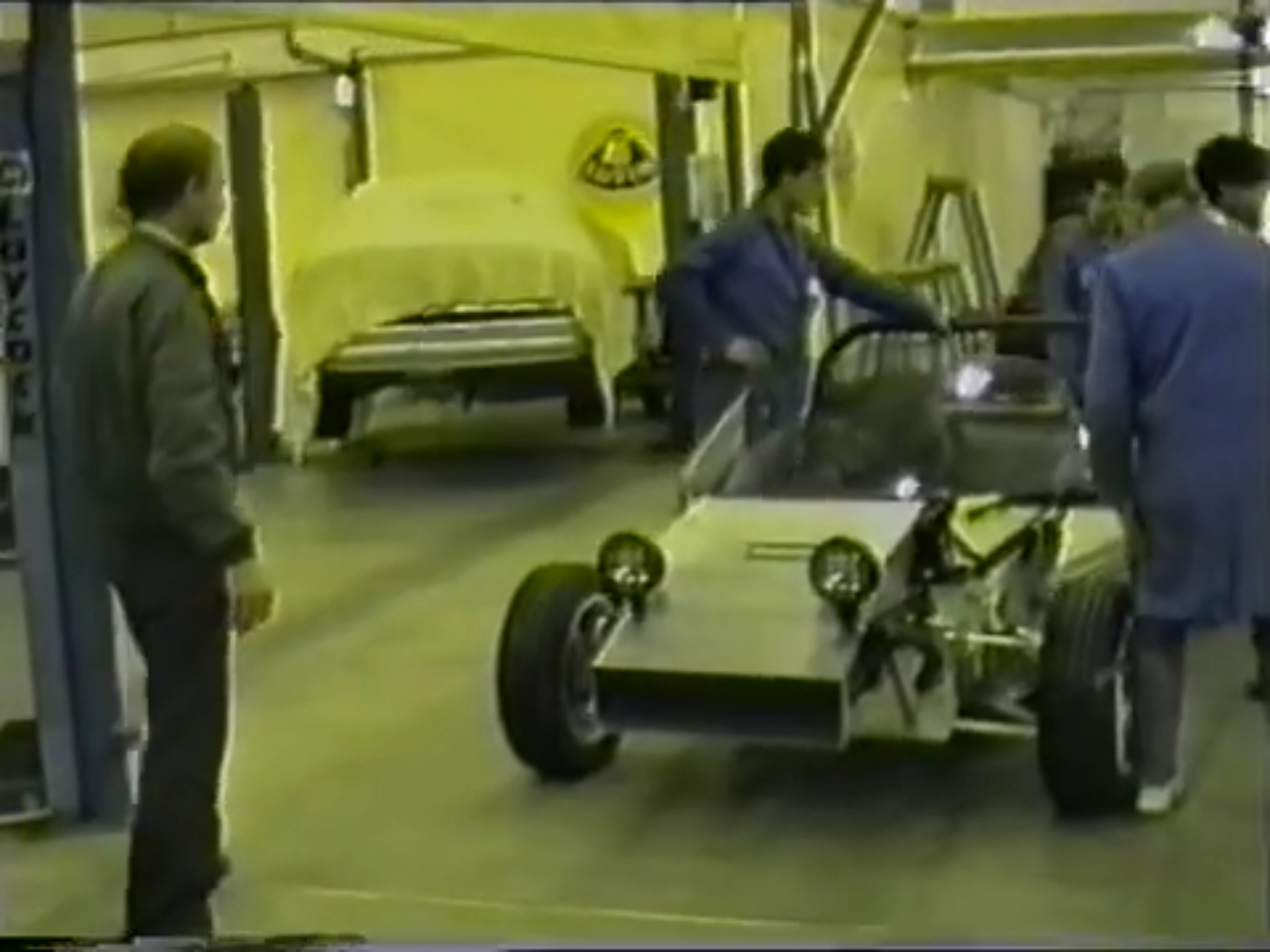 How the first Lotus Elise prototype was built on Christmas Eve