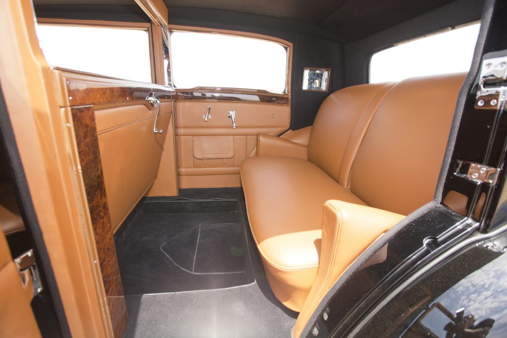 Back seats of Instruments of Bentley 8 Litre Mulliner 1932