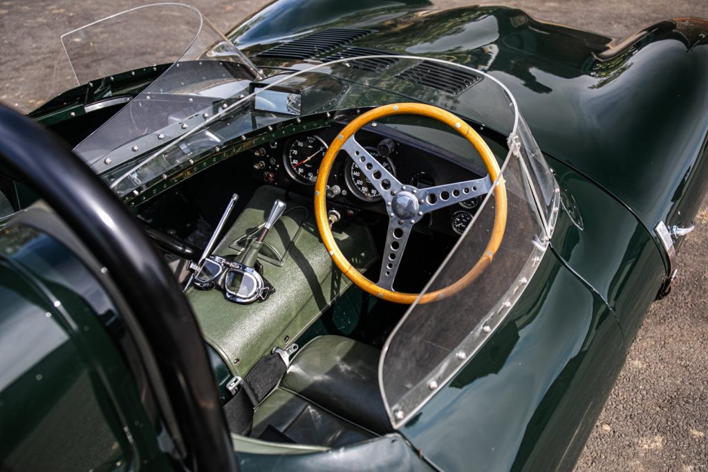 1962 Jaguar D-Type short-nose replica interior