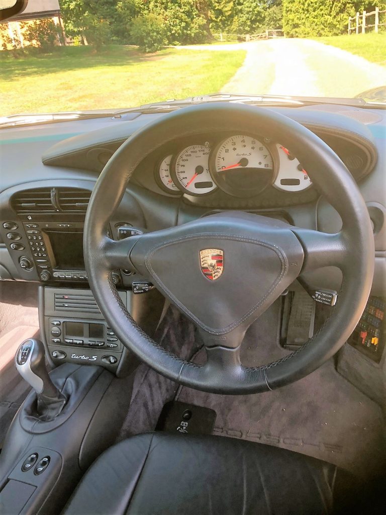 2005 Porsche 911 Turbo S interior