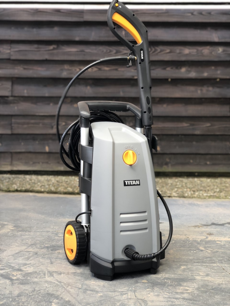 Titan TTB669PRW is best pressure washer tested in 2021_Hagerty