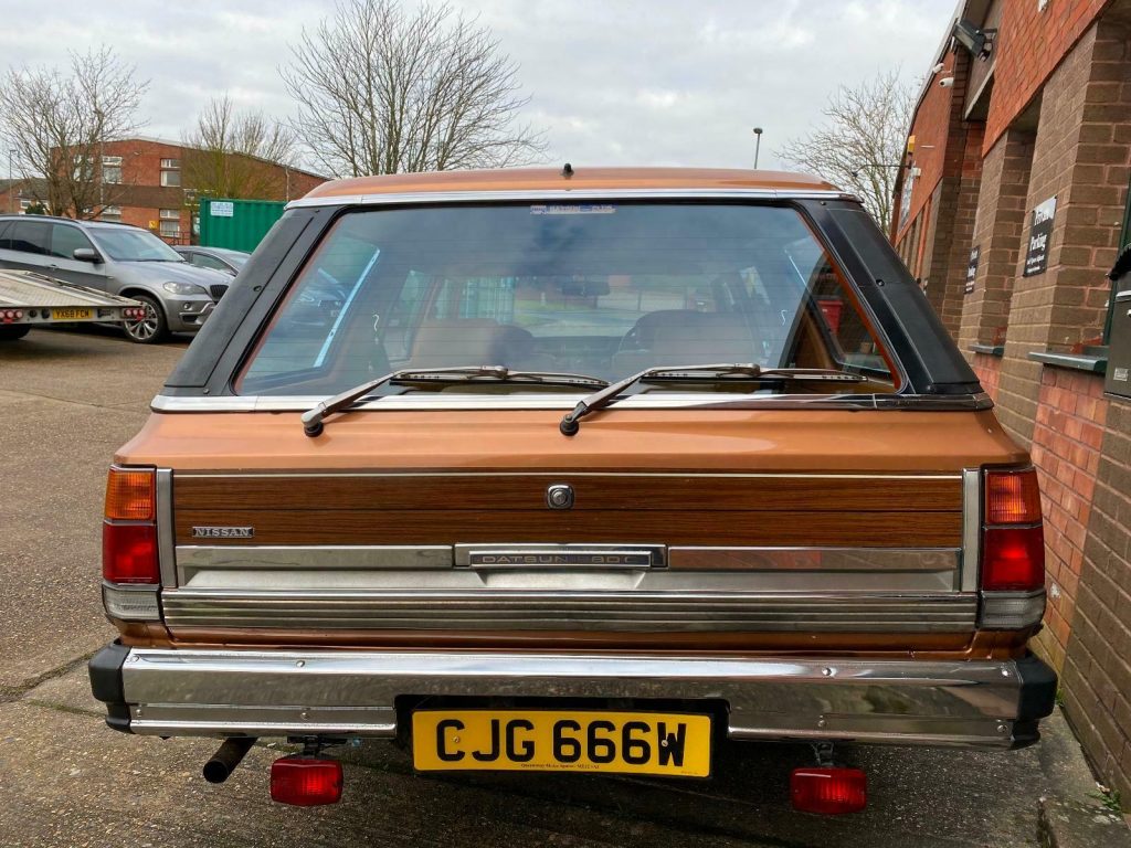 Datsun 280C estate tailgate