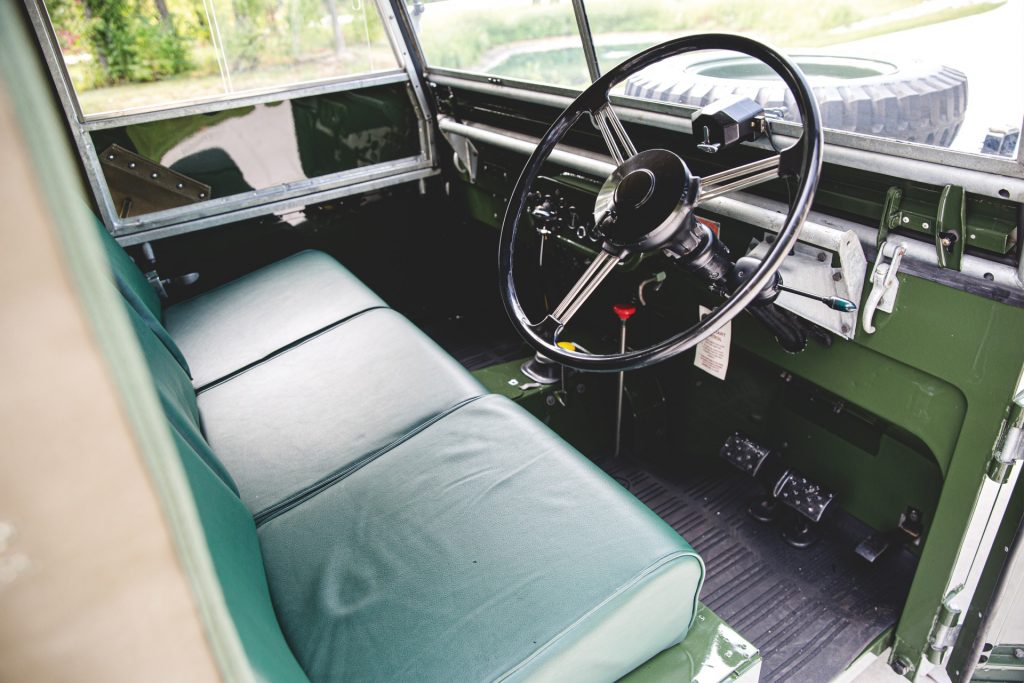 Land Rover Series 1 interior