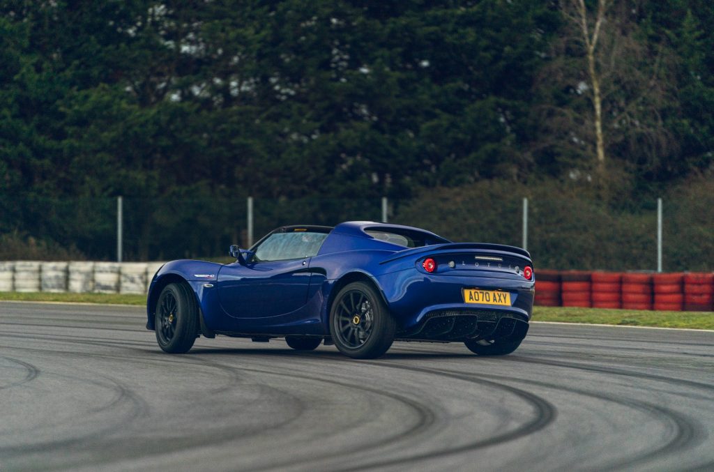 Review of the Lotus Elise Sport 240 Final Edition