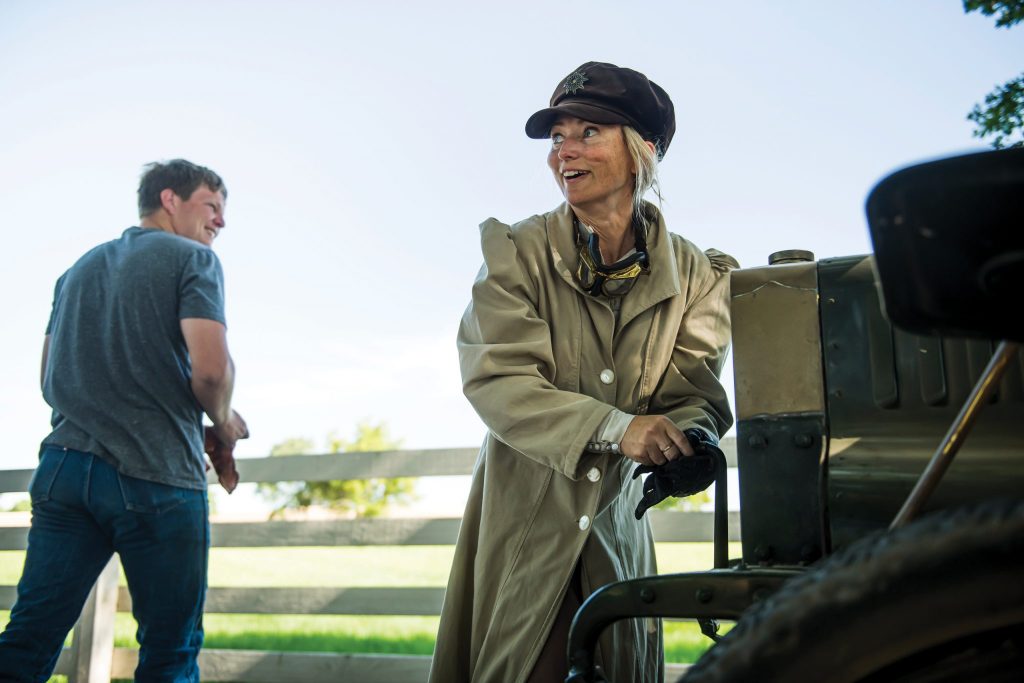 Lyn Woodward drives a 1906 Maxwell