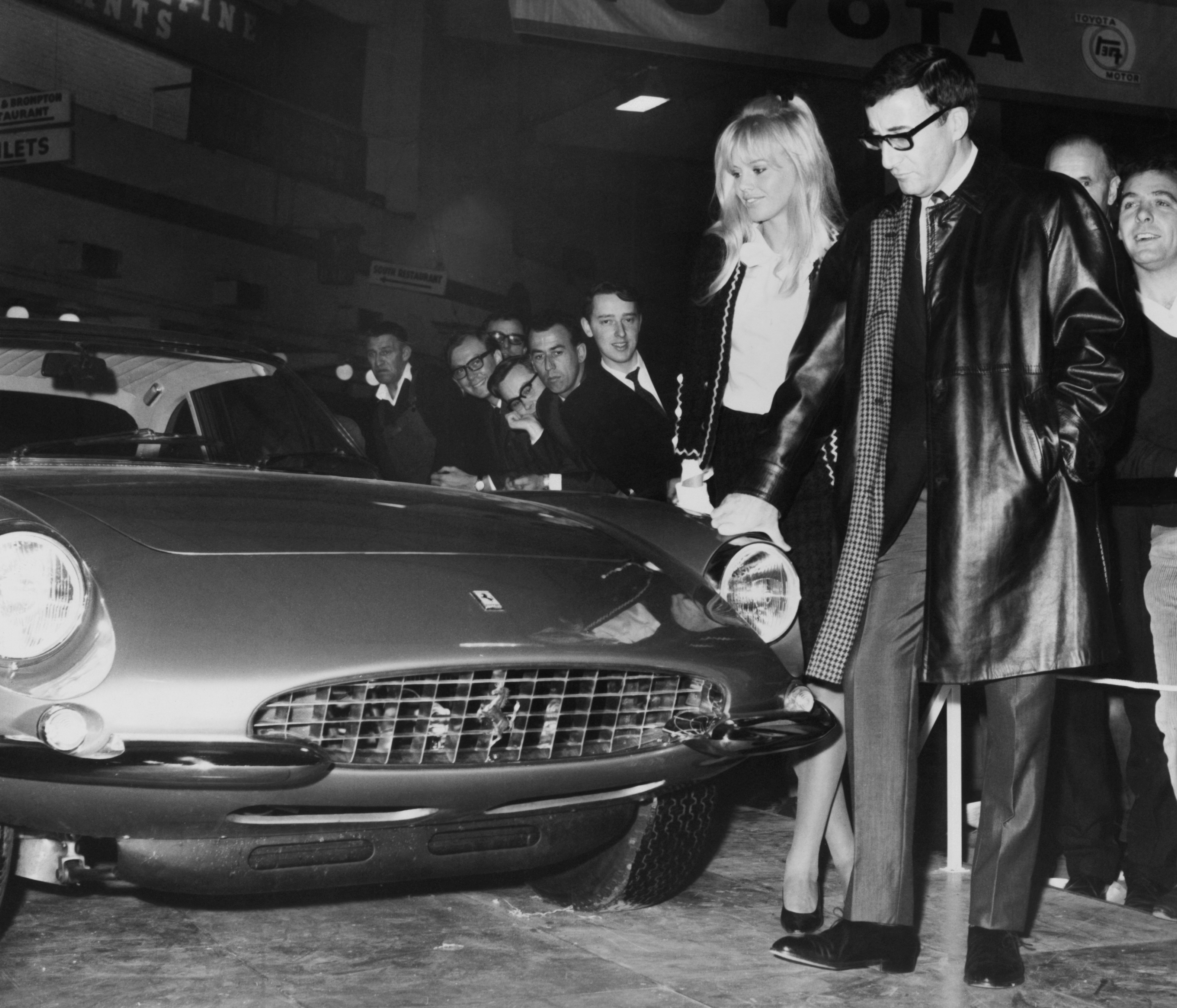 Peter Sellers and Britt Ekland with the Ferrari 500 Superfast