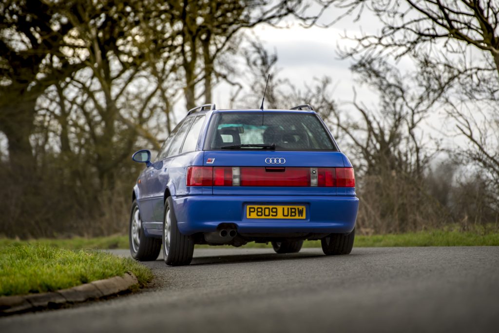 Audi RS2