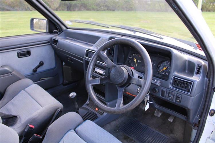 Ford Escort RS Turbo Mk1 interior