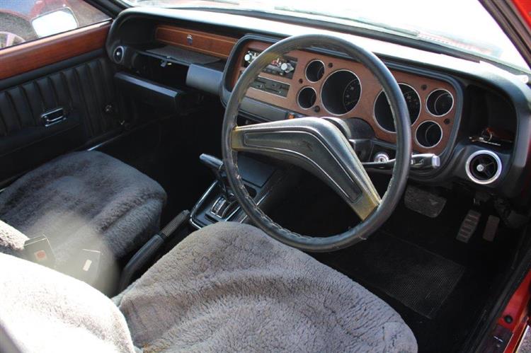 Ford Granada Mk1 3000 interior