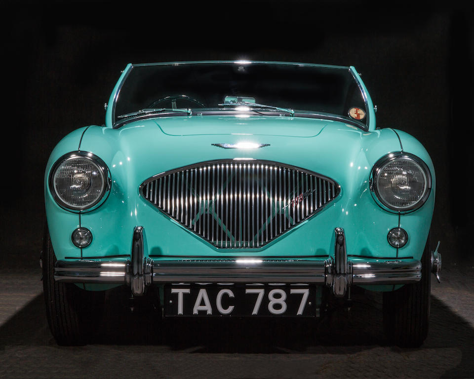 Austin Healey 100 front view
