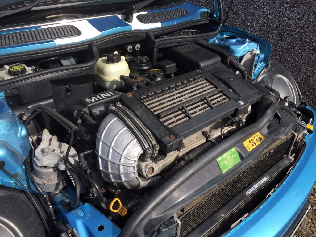 Supercharged engine of 2004 Mini Cooper S