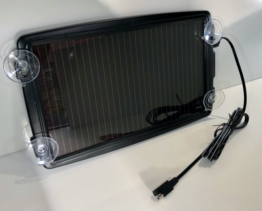 Halfords 2.4w solar battery charger