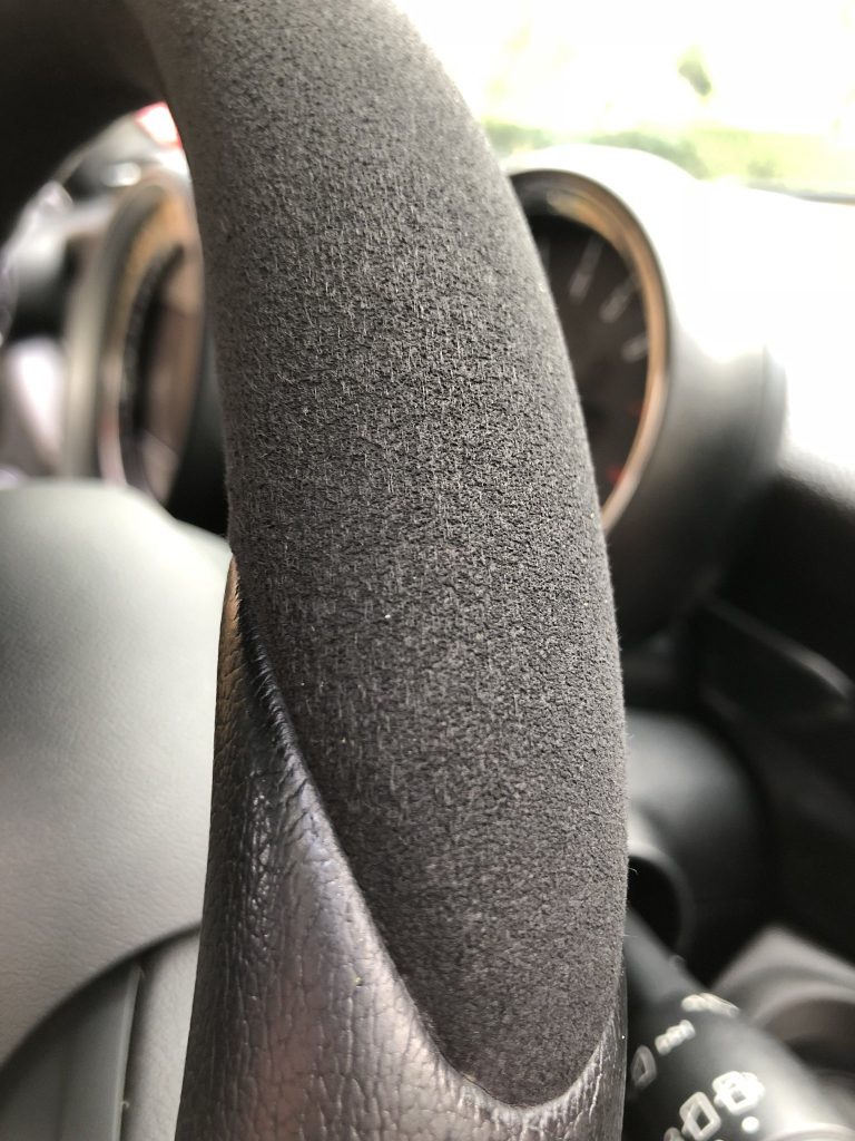 Tips for cleaning/restoring alcantara : r/Audi