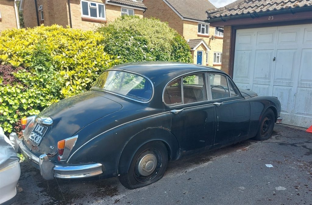 1966 Jaguar Mk II 2.4