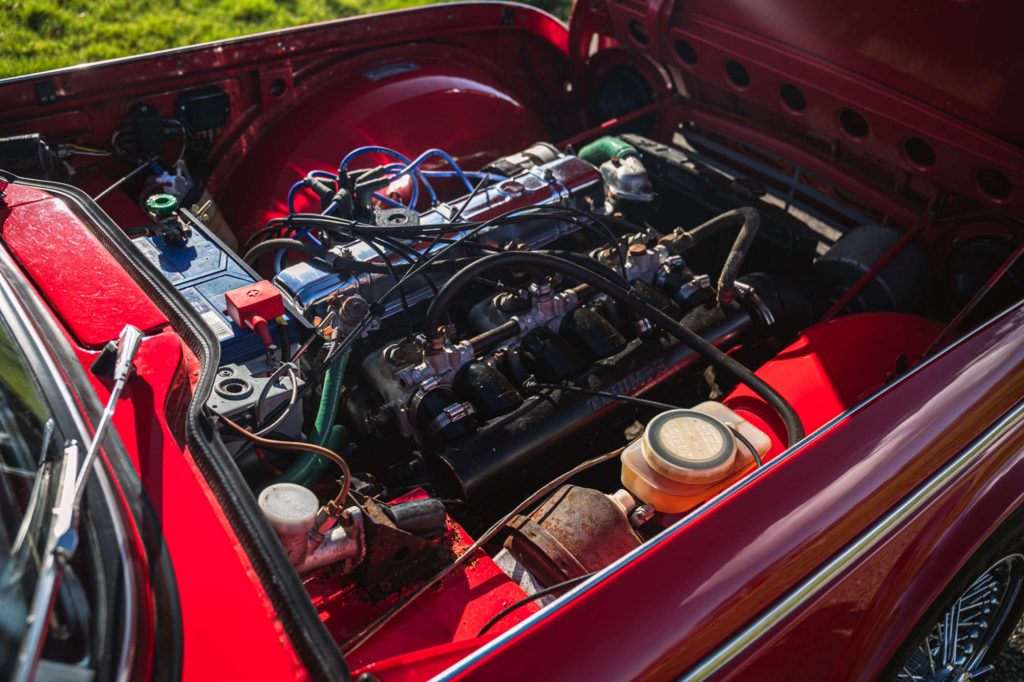 Triumph TR5 engine