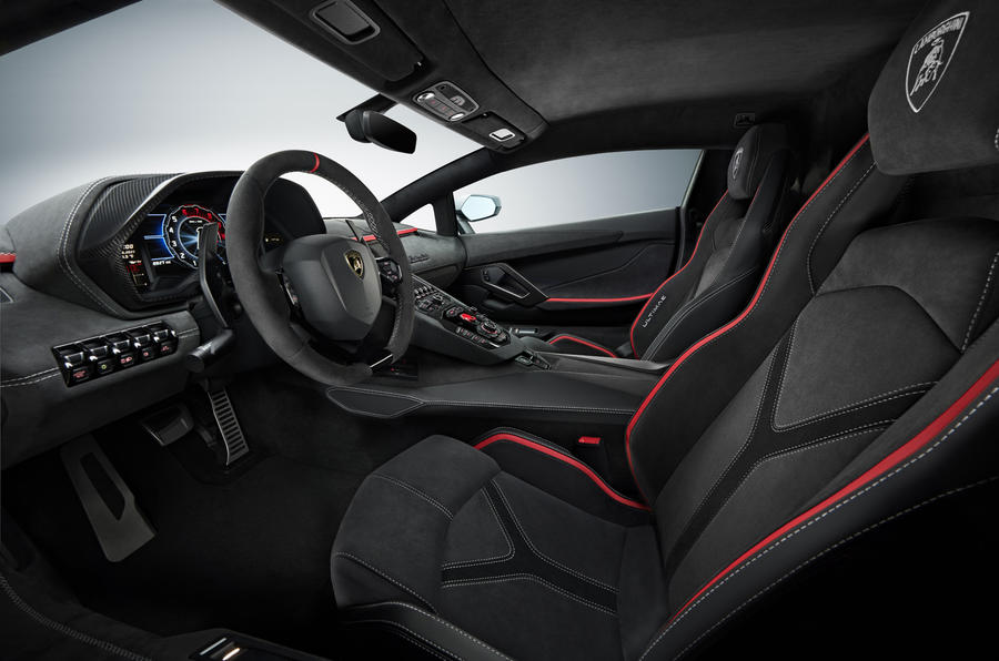 Lamborghini Aventador Ultimae edition interior