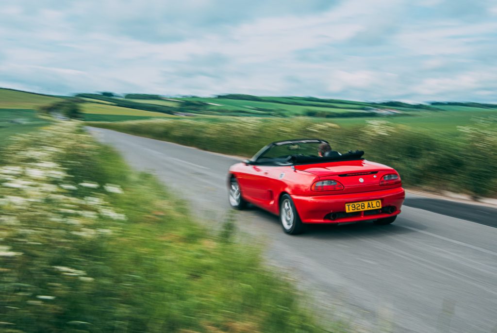 1998 MGF 1.8 VVC panning