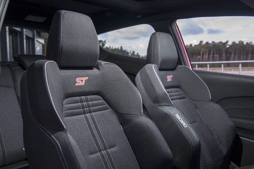 Ford Fiesta ST 2021 Recaro seats