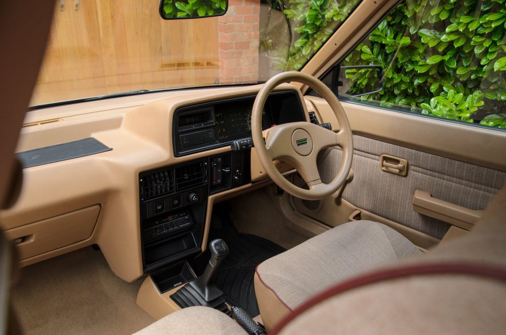 1988 Austin Montego interior