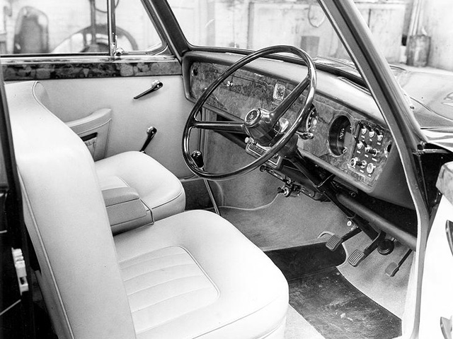 Vanden Plas Princess interior