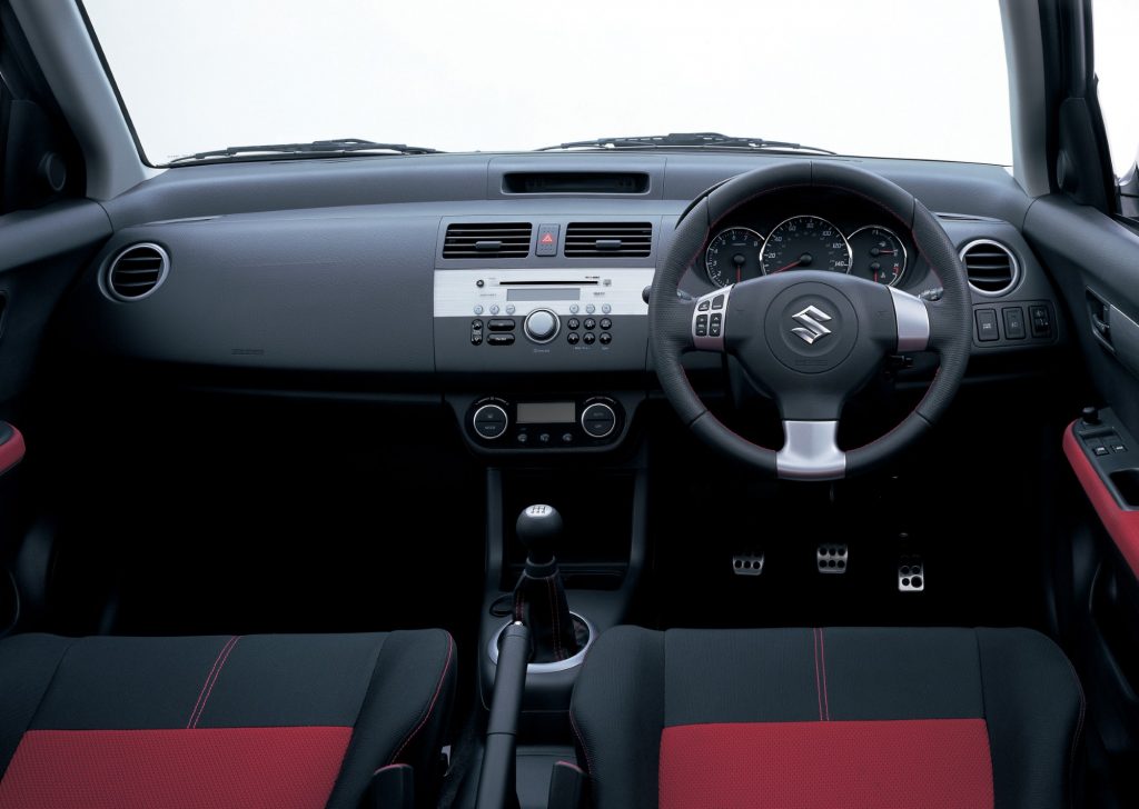 Suzuki Swift Sport (ZC31S) interior