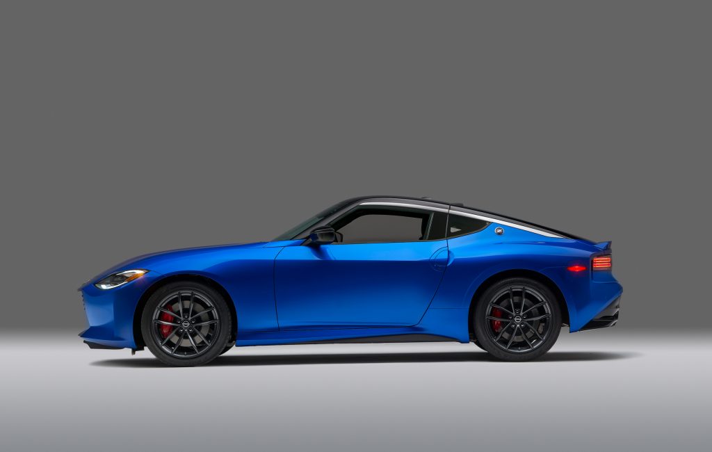 Profile view of 2022 Nissan Z coupe