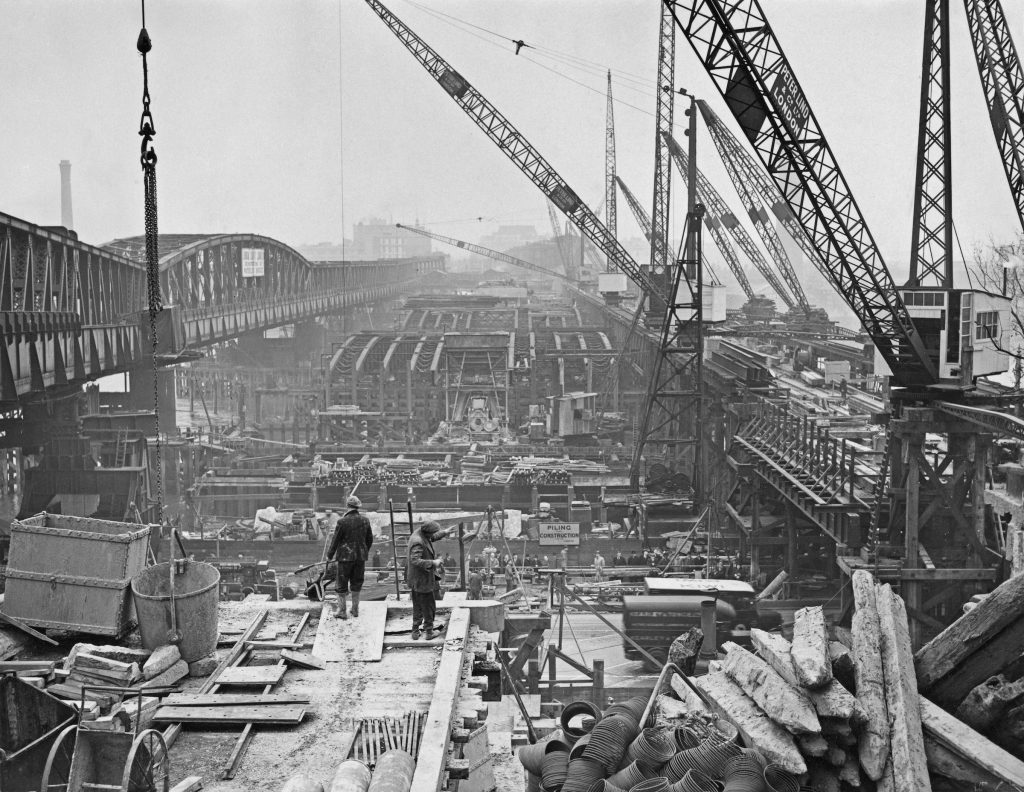 Waterloo Bridge London 1939