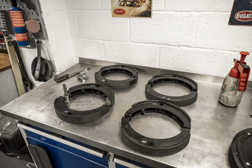 Bugatti brake shoes